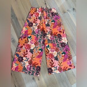 Loft cropped wide leg pants size Medium